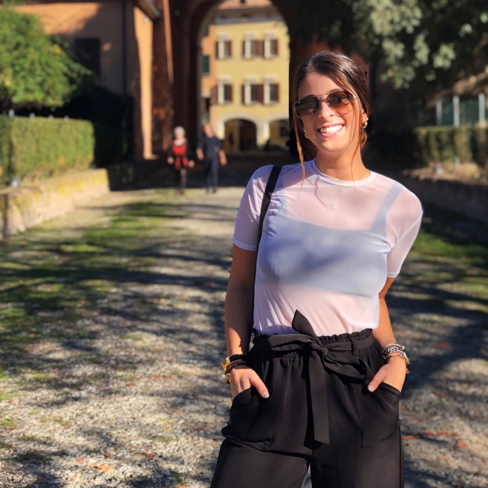 Meet your Posher, Gabrielle